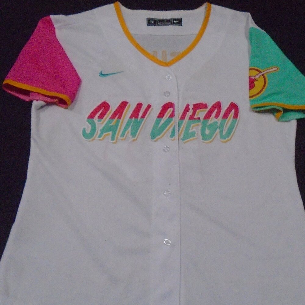 Nike San Diego Padres Manny Machado City Connect Baseball Jersey Womens Size XL